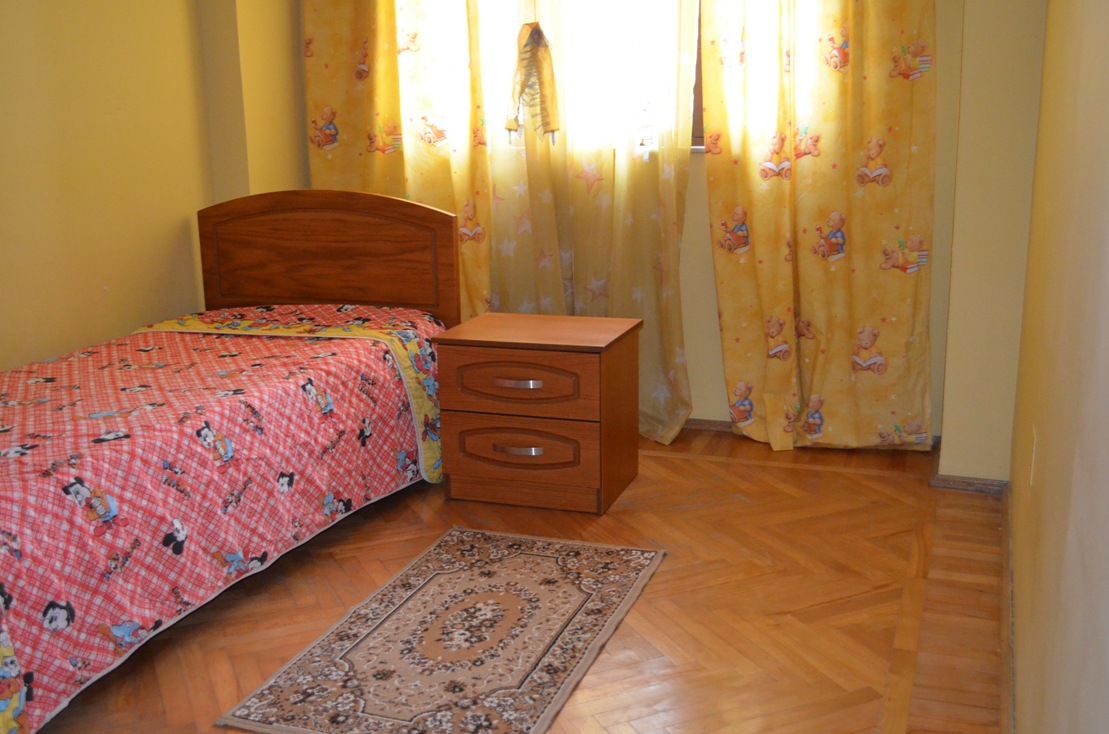 Rent Apartment in Tirana. Two Bedroom Aparment For Rent Near Bllok Area