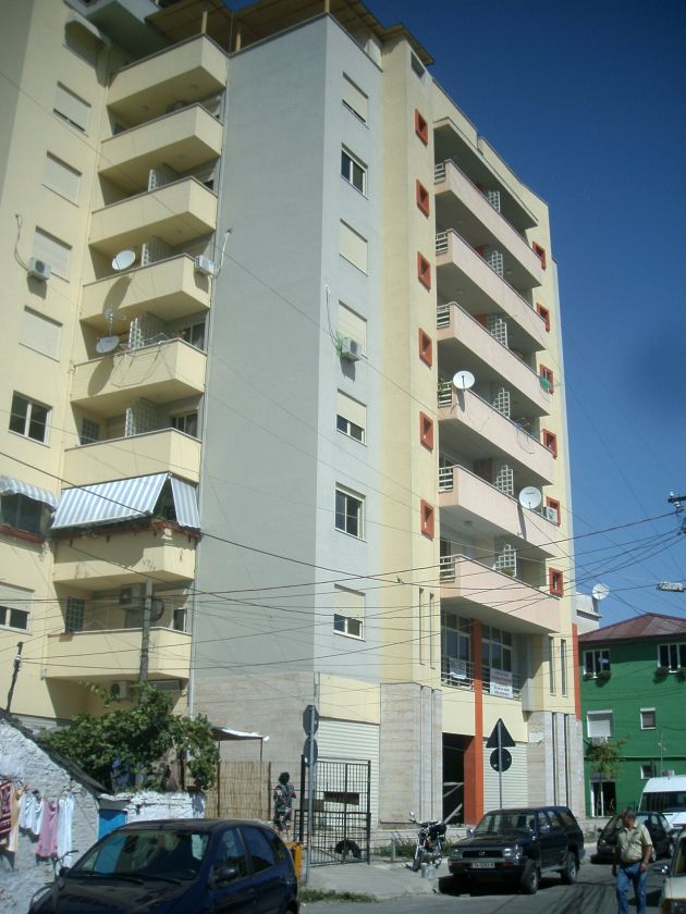 Сдается офисная площадь в Тирана, неподалеку Kavaja улице.
