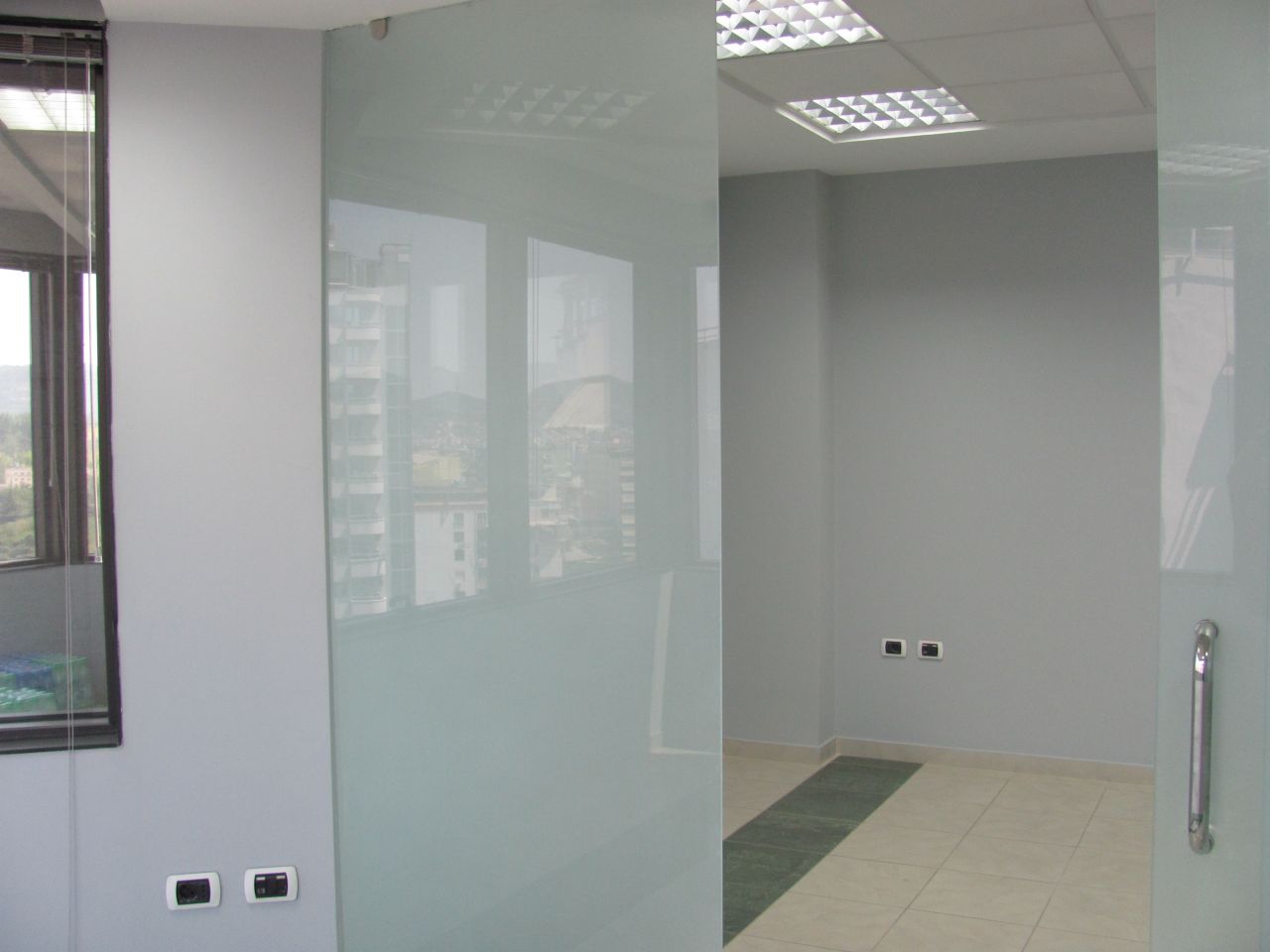 Office for Rent in Tirane. Albania Real Estate for Rent