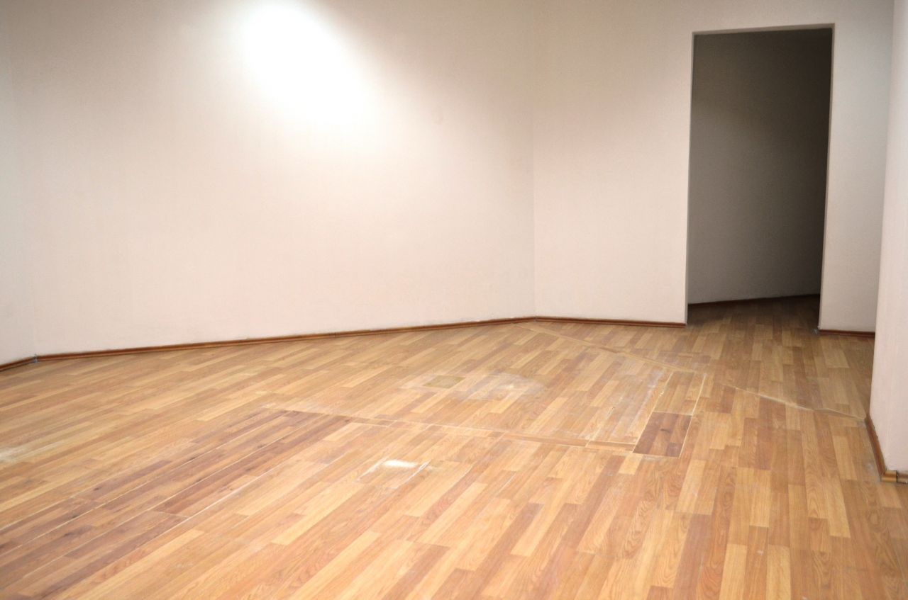 Commercial Space for Shop or Office in the Center of Tirana for Rent