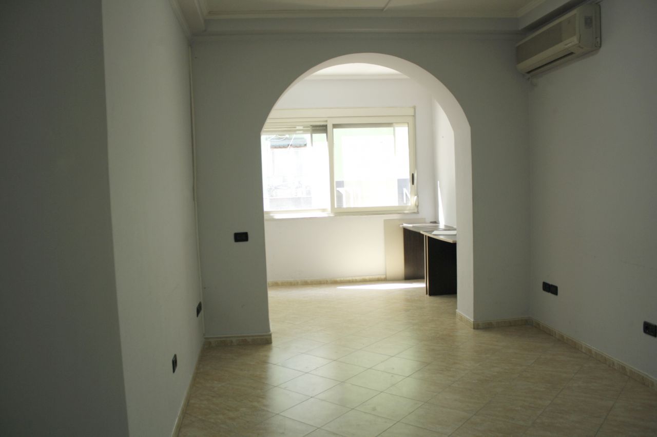 Office for Rent in Bllok Area in Tirana