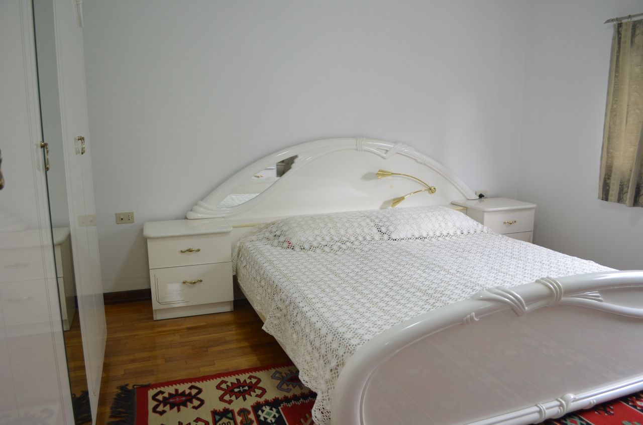 Apartament dupleks me qera ne Tirane 