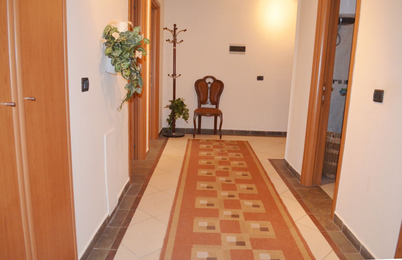 Albania Property Group offers this apartment for rent  located in Tirana. 
