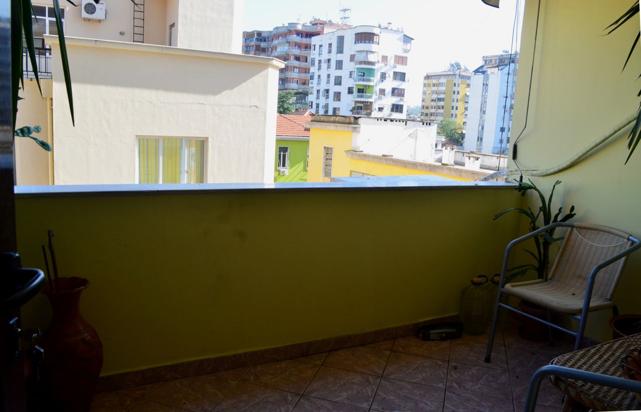 Tre camere da letto Appartamento in affitto a Tirana