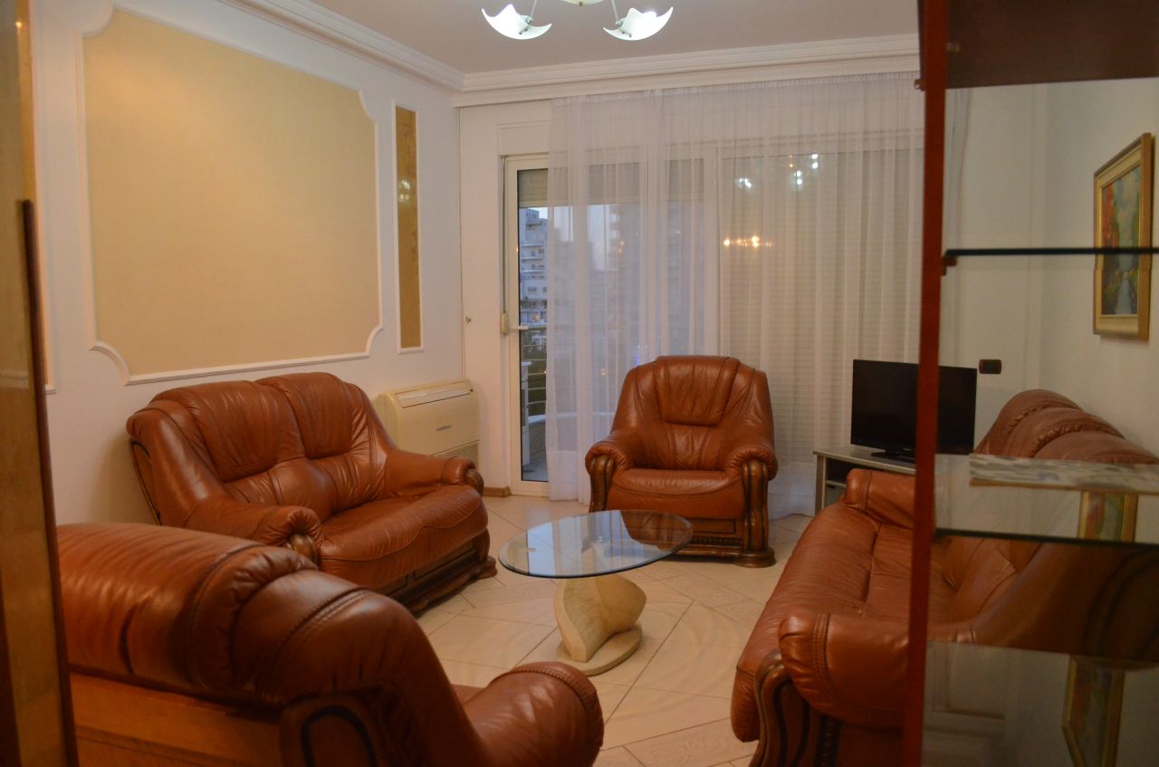 Appartamento accogliente in Affitto a Tirana