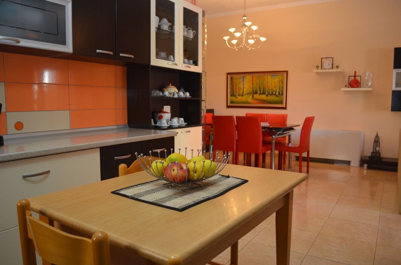 Rent Apartments in Tirana with two bedrooms near the lake side