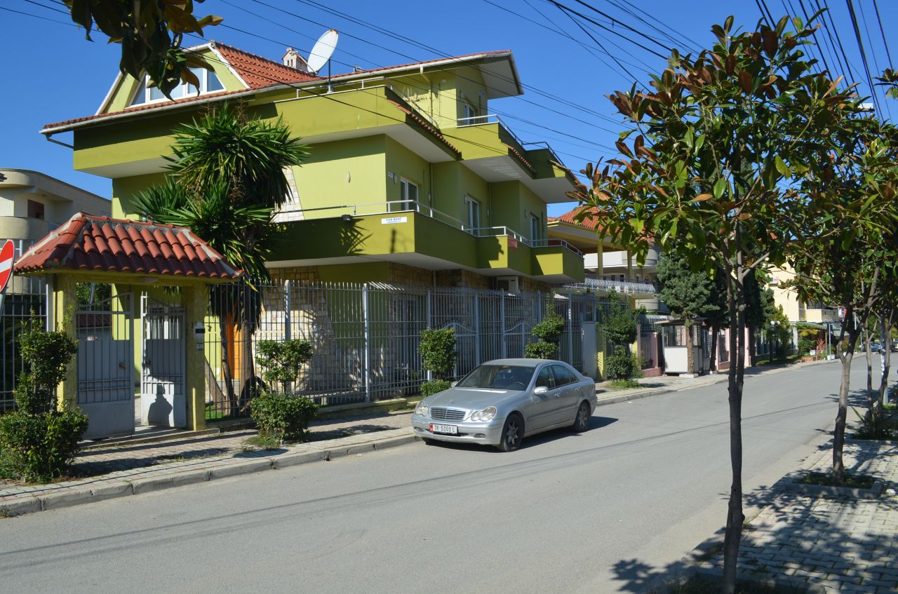 Villa in Tirana for Rent. Nice Villa with three Floors for Rent in Tirana