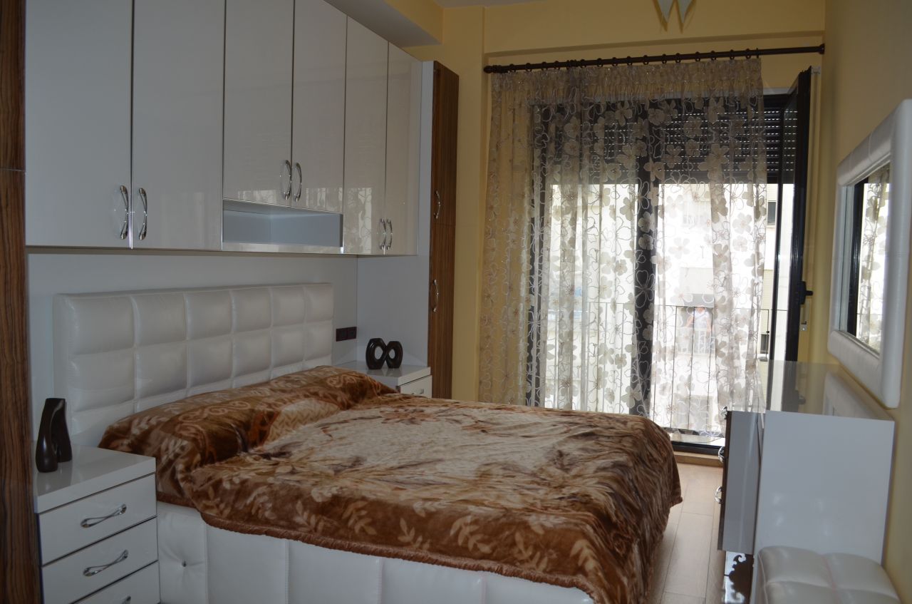 Bellissimo appartamento in affitto a Tirana