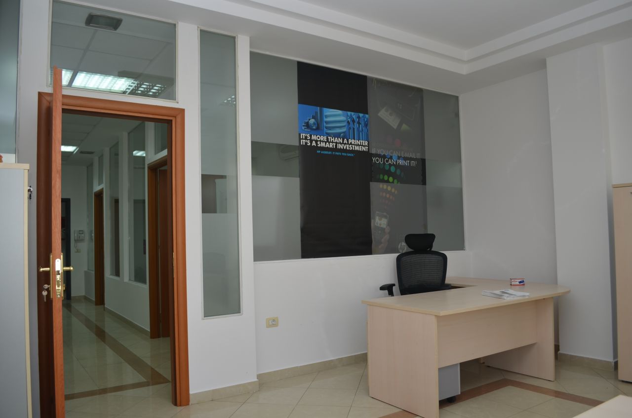Ufficio in Affitto vicino l'Ambasciata d'Italia a Tirana 