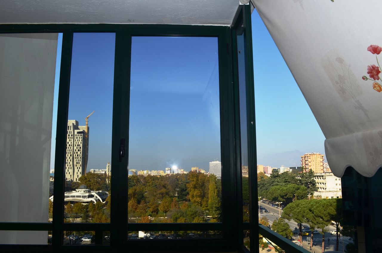 Appartamento con due camere da letto in affitto a Tirana 