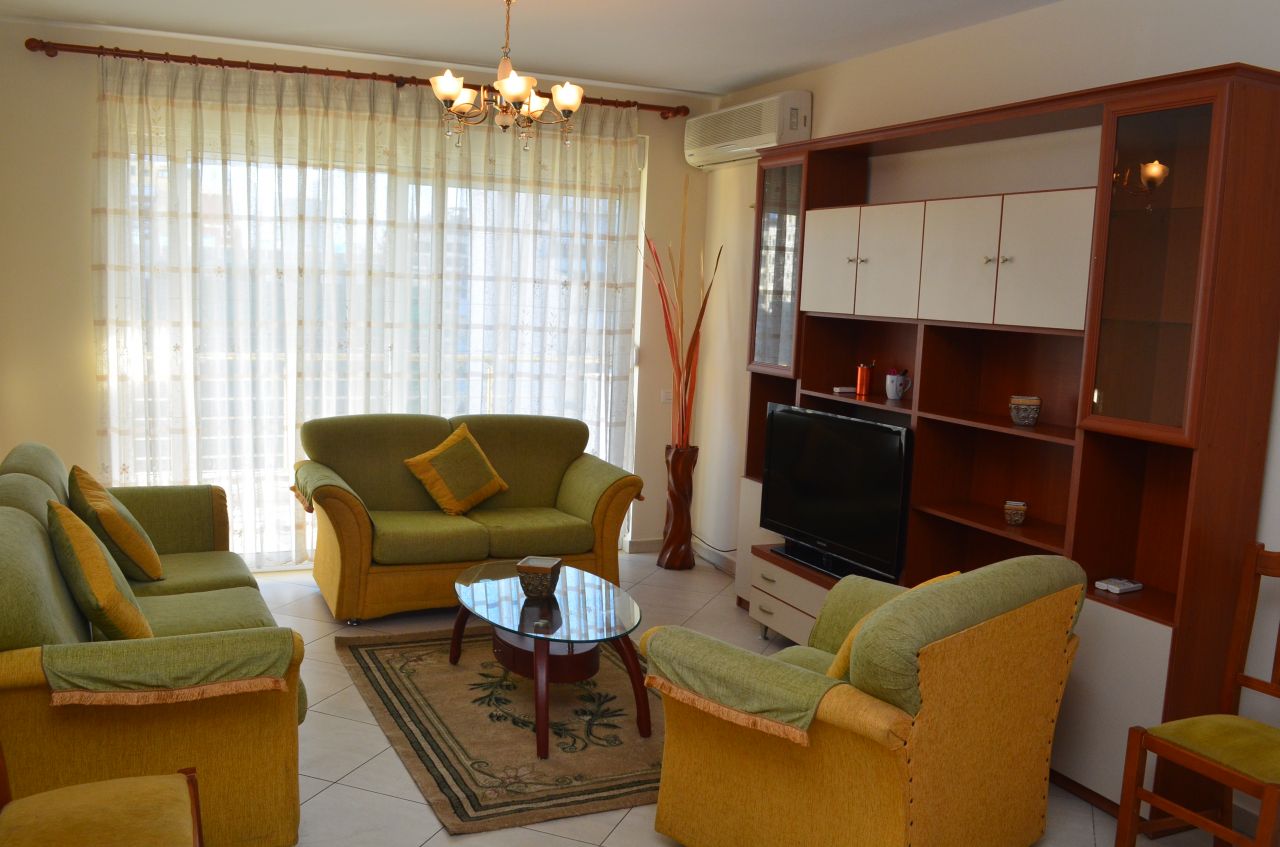 Apartment for Rent in Blloku Area comfortable conditions 