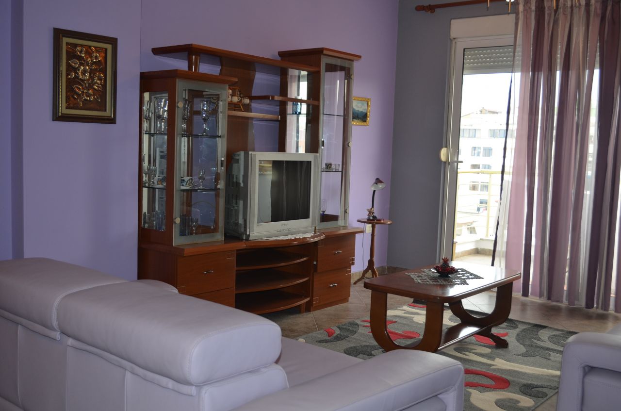 Confortevole appartamento a Tirana a zona Blloku