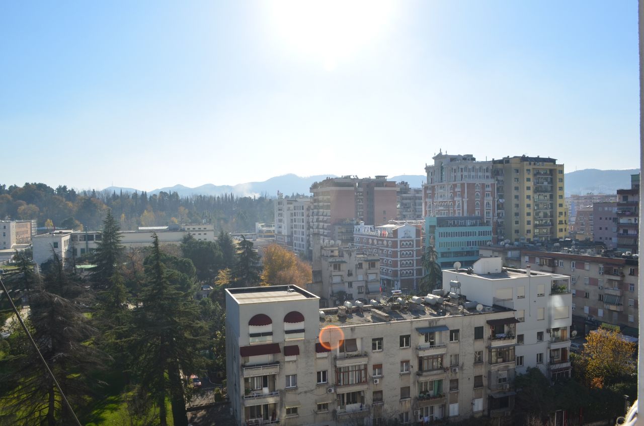 Grazioso appartamento in affitto in splendida posizione a Tirana