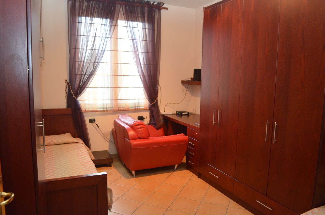 Appartamento in Affitto a Tirana