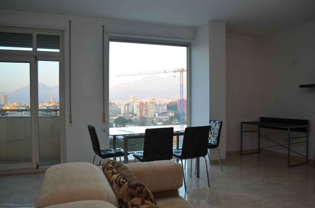 Appartamento in Affitto a Tirana vicino Giardino Botanico