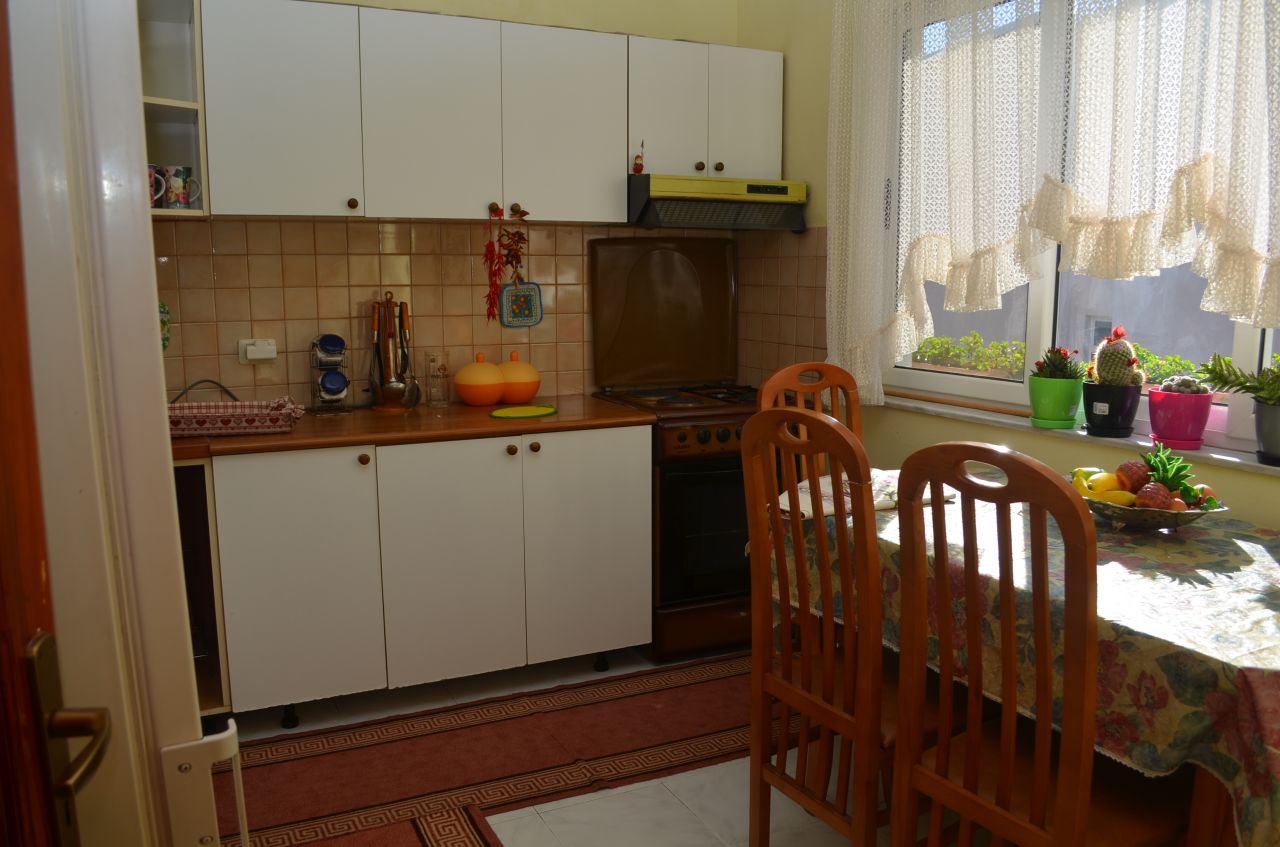 Apartment 2+1 for Rent in Tirana