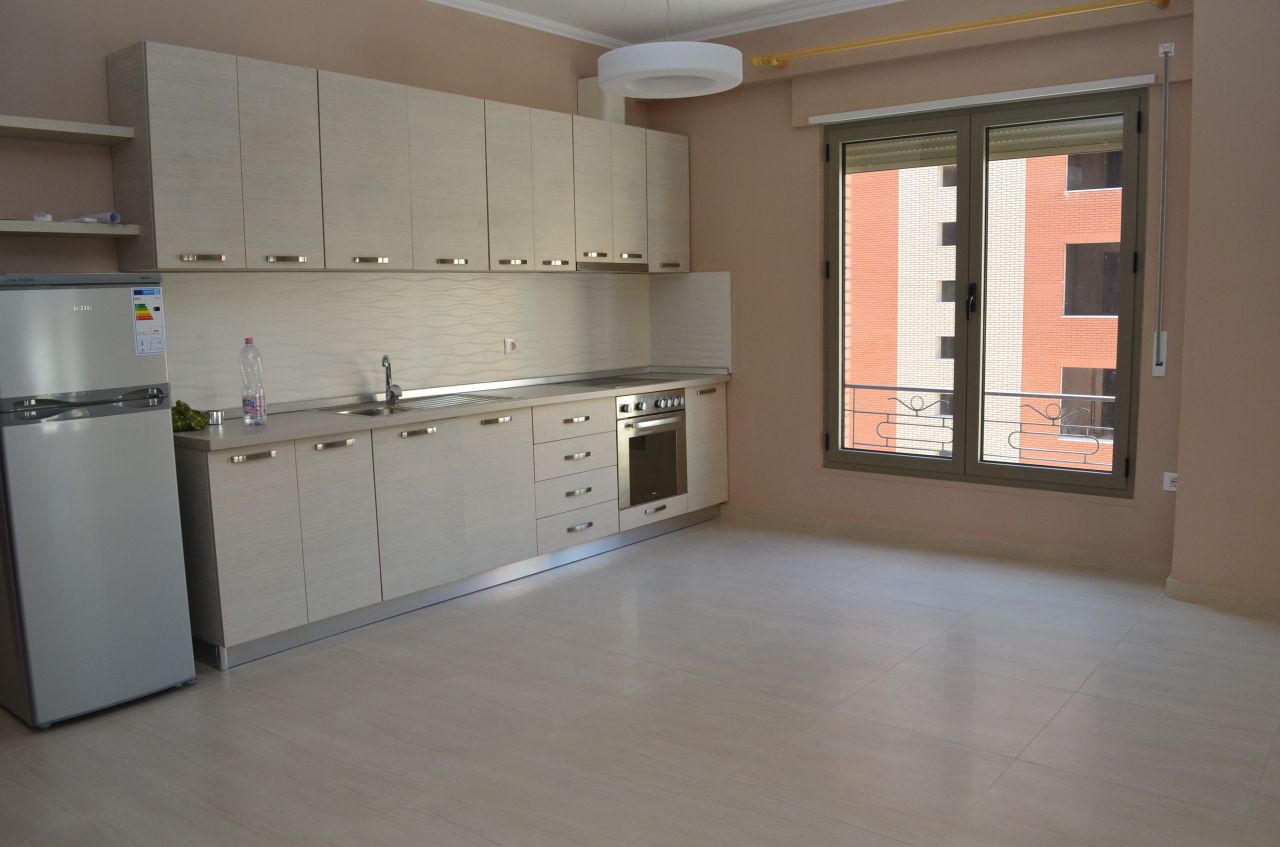 Jepet me Qera Apartament ne Tirane ne nje kompleks te ri residencial