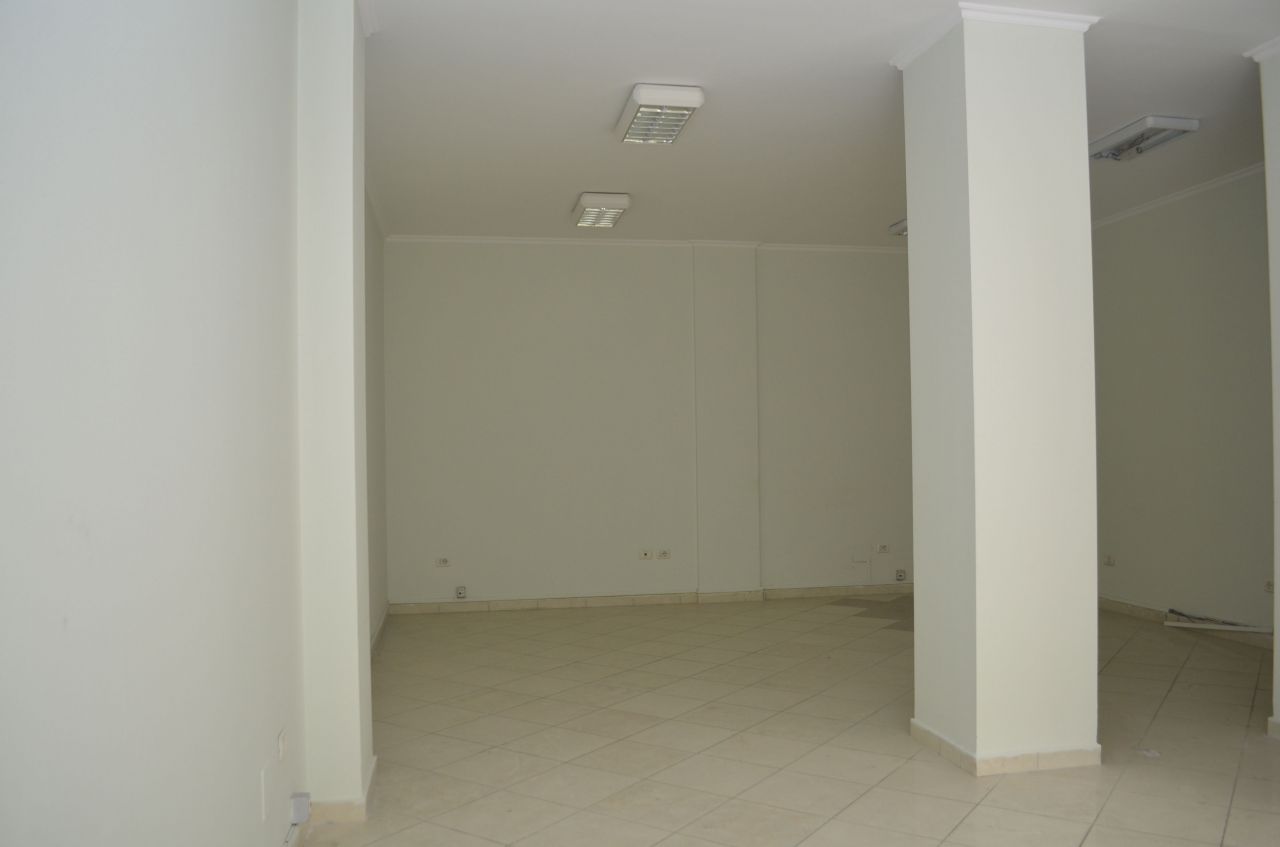 Big Office Space in Tirana for Rent. Office with 5 bedrooms