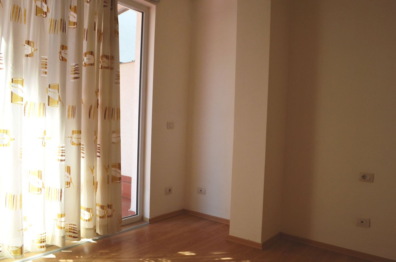 Duplex with three bedrooms for rent at Kodra e Diellit, in Tirana
