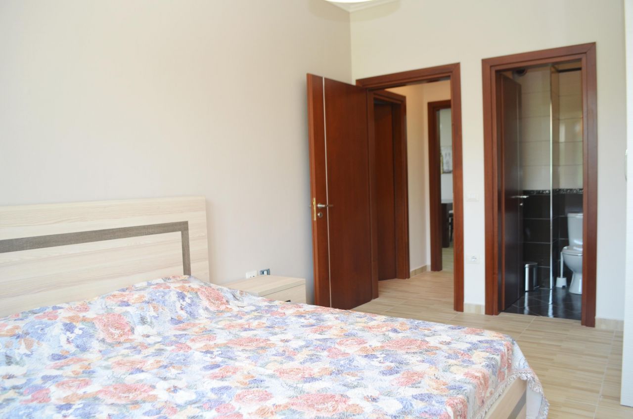 Appartamento in affitto a Tirana. Appartamento con tre camere da letto in affitto in Albania.