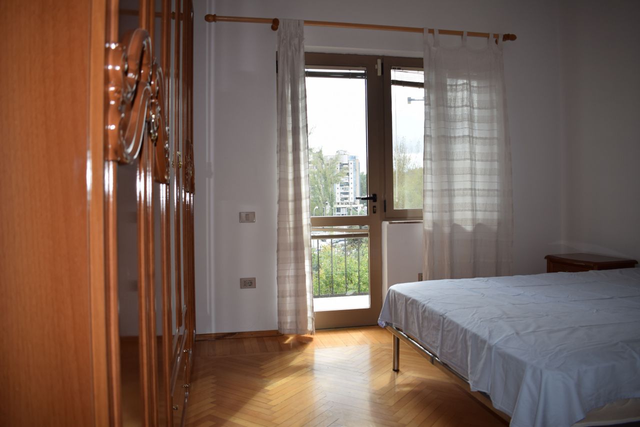 Duplex with three bedrooms for rent at Blloku area , in Tirana