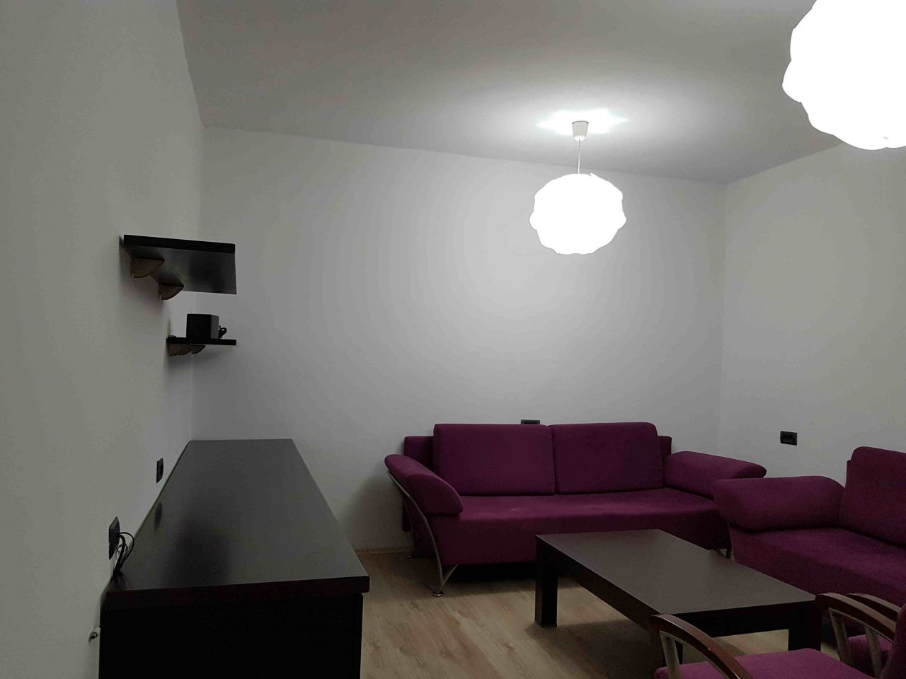 Appartamento con una camera da letto in affitto a Tirana 