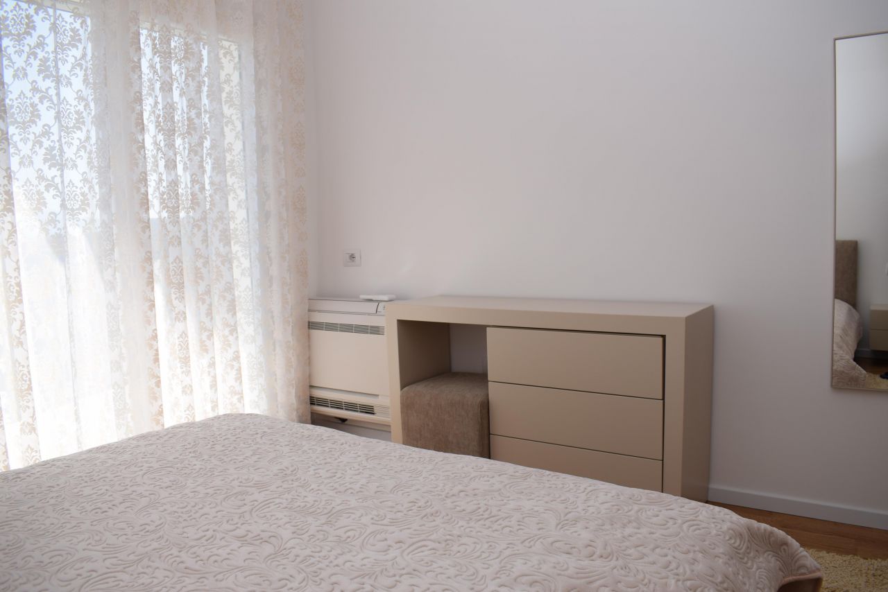 Apartament i Ri me Qera ne Tirane me dy dhoma gjumi dhe dy tualete