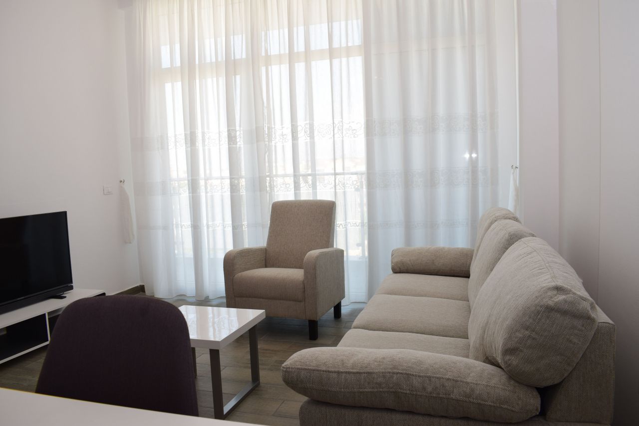 Appartamento in vendita a Tirana, appartamento completamente arredato vicino alla zona di Bllocco