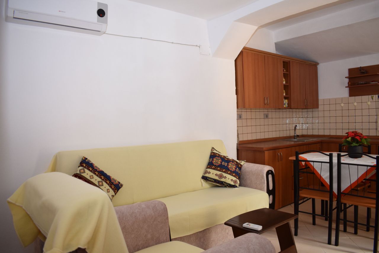 Apartament 2+1 me Qira ne Tirane,afer qendres se qytetit