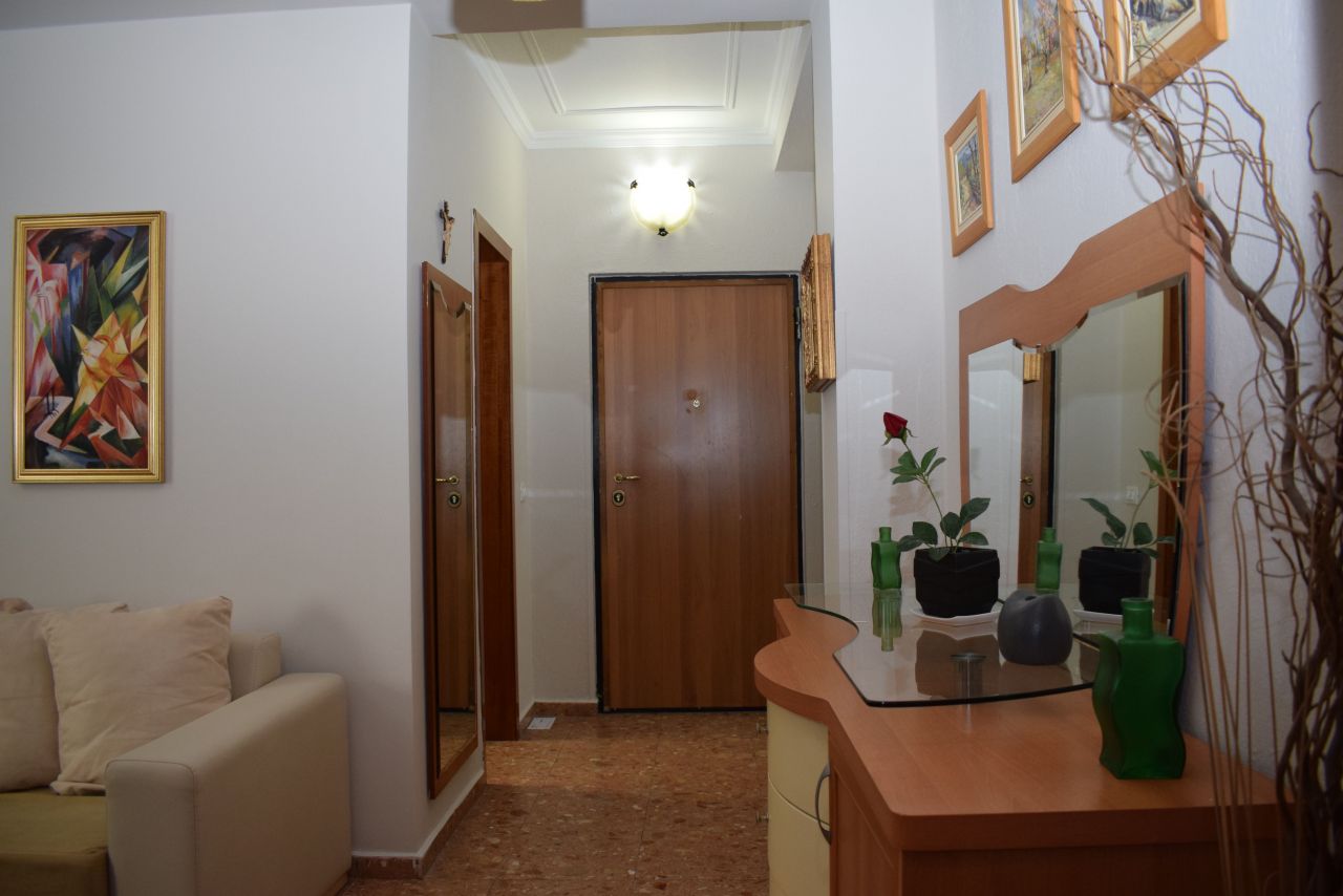 Three Bedroom Apartment for Rent near City Center