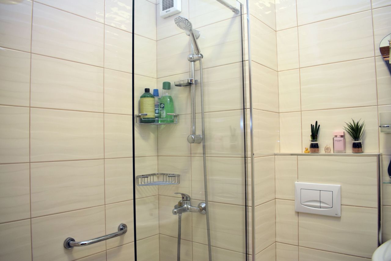 7 Apartment For Rent In Tirana, Street Luigj Gurakuqi