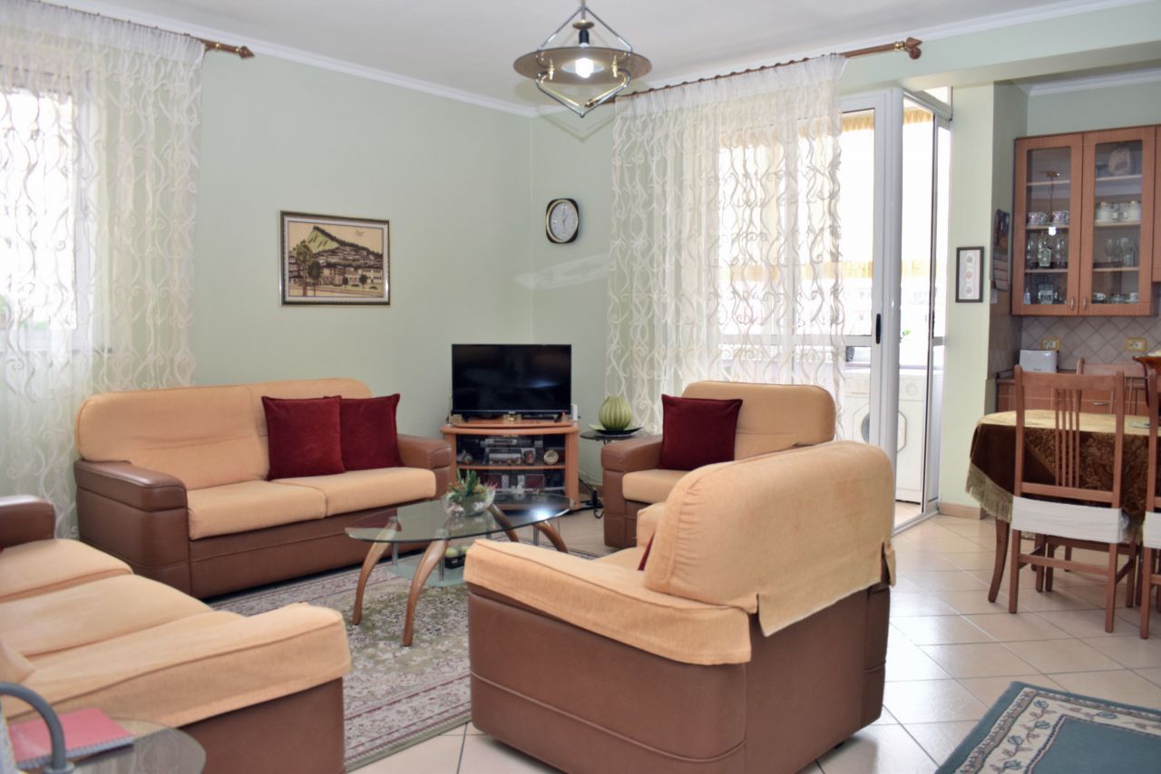 Appartamento In Affitto A Tirana Nuovo Mercato