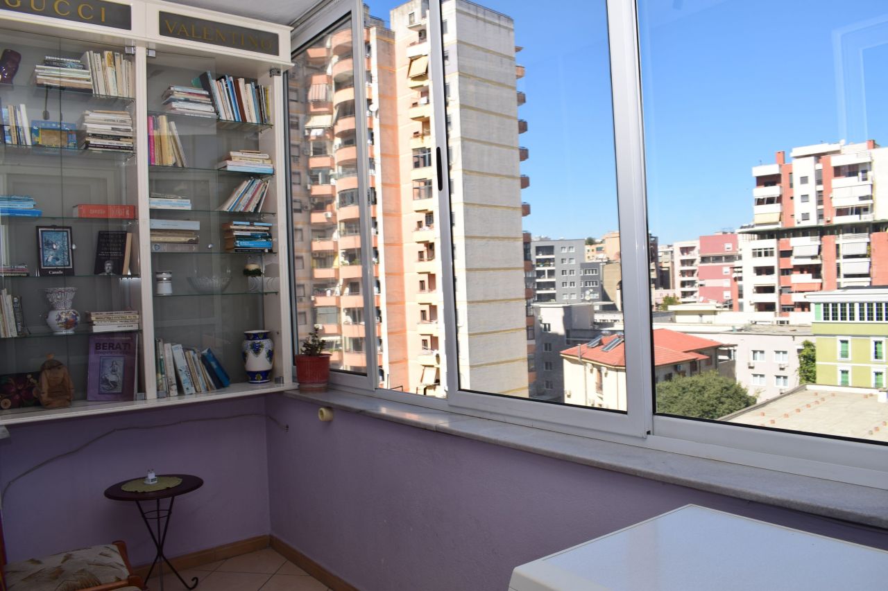 Apartament Me Qira ne Tirane Pazari i Ri 