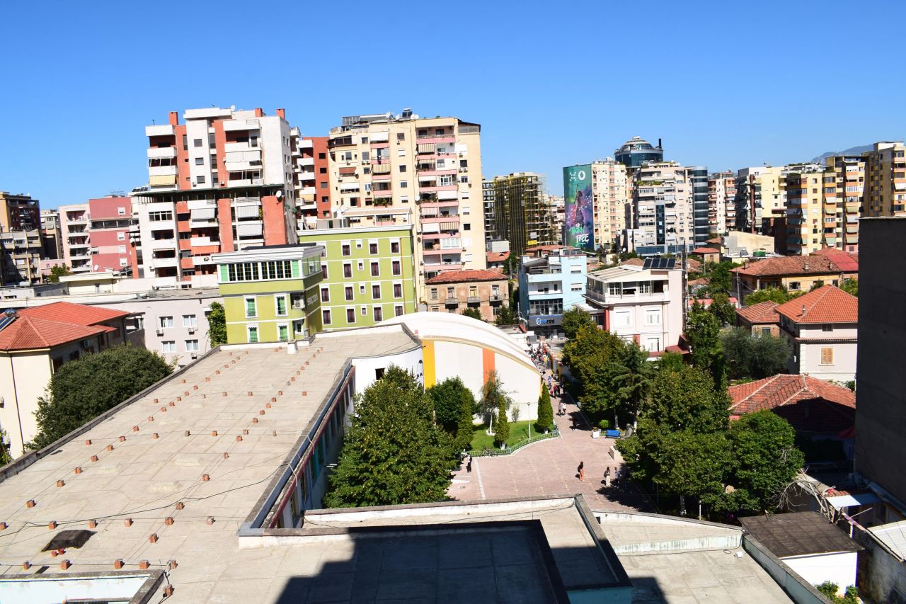 Lei Leilighet på Tirana Pazari Ri