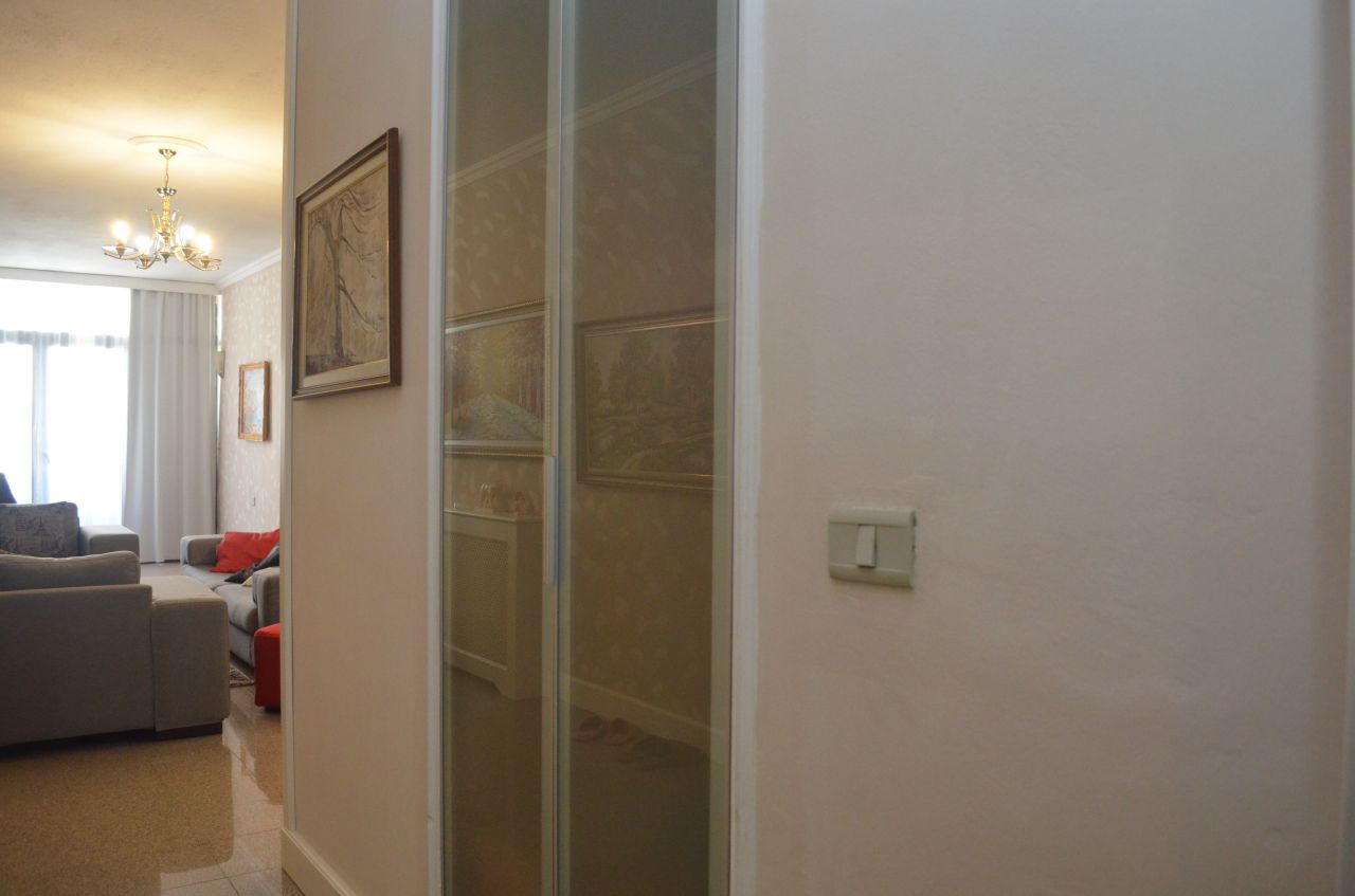 Appartamento a Tirana in Vendita con due camera da letto