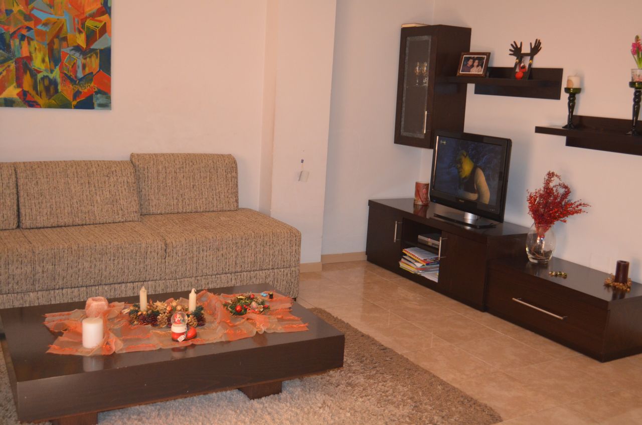 Confortevole appartamento in vendita a Tirana
