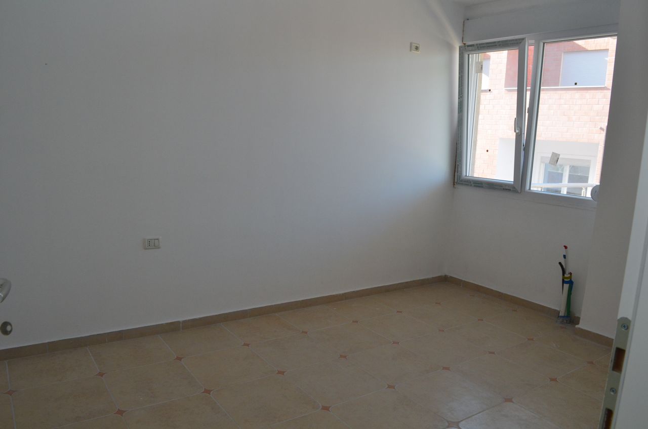 apartment for sale in tirana with three bedrooms and located in fresh air area