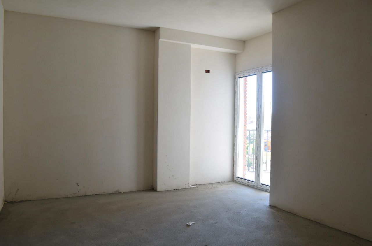 Shitet Apartament i ri ne Tirane