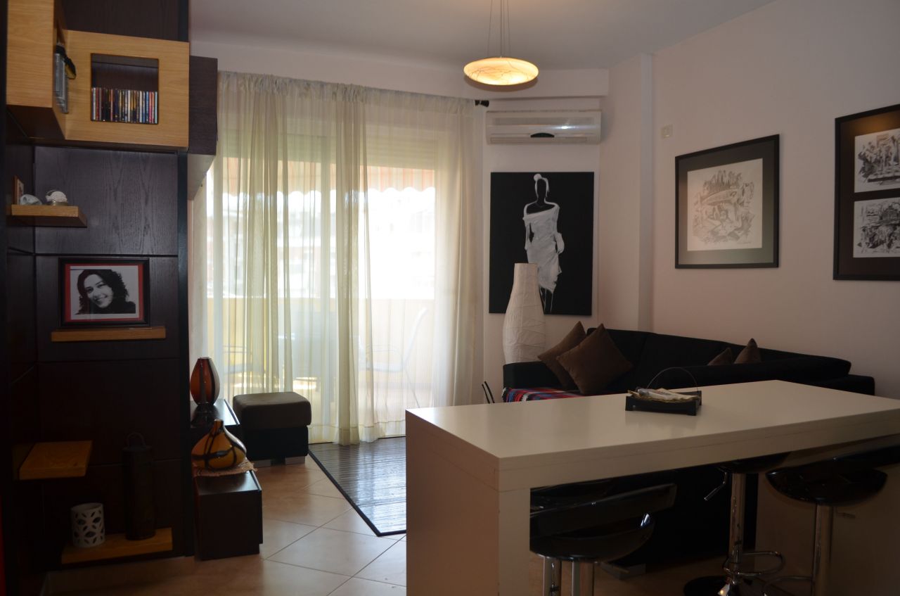 Komplett bútorzattal Tiranában apartman eladó