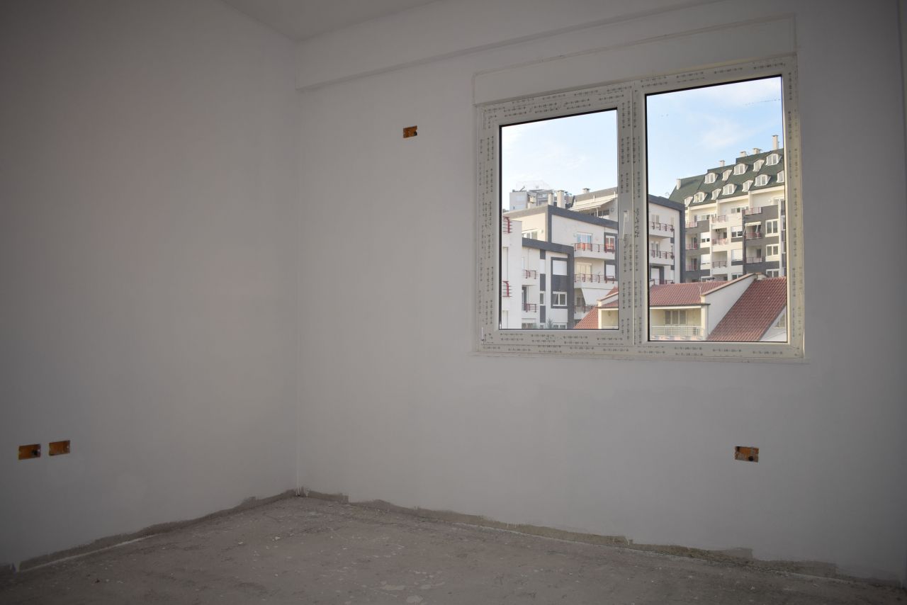 Papafingo me tre dhoma gjumi ne shitje, ne Tirane