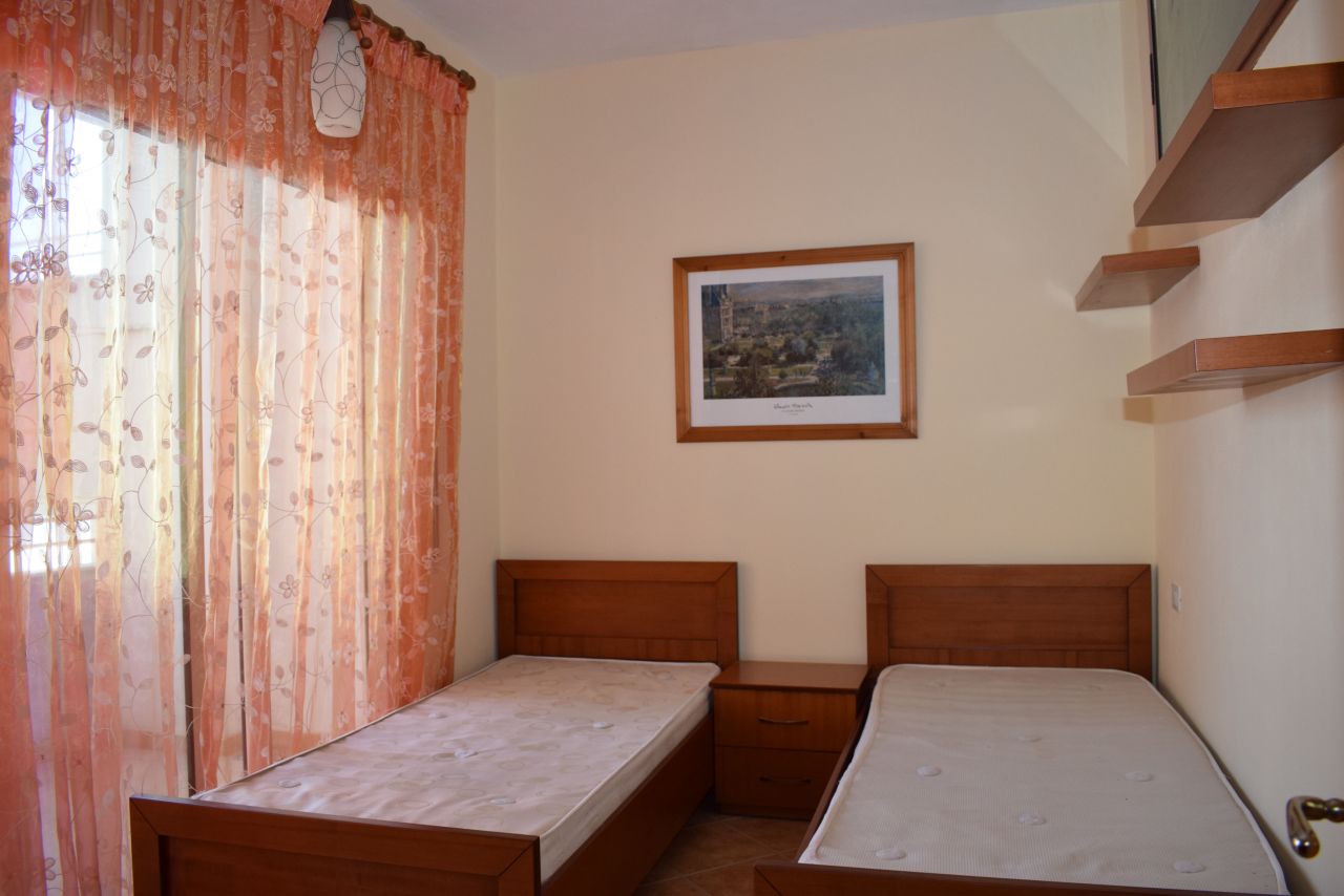 Apartament z dwoma sypialniami na sprzedaż w Tiranie