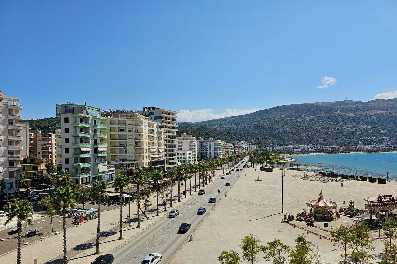 Ferienwohnung Zur Miete In Vlore, Albanien, Mit Einem Balkon Mit Herrlichem Meerblick