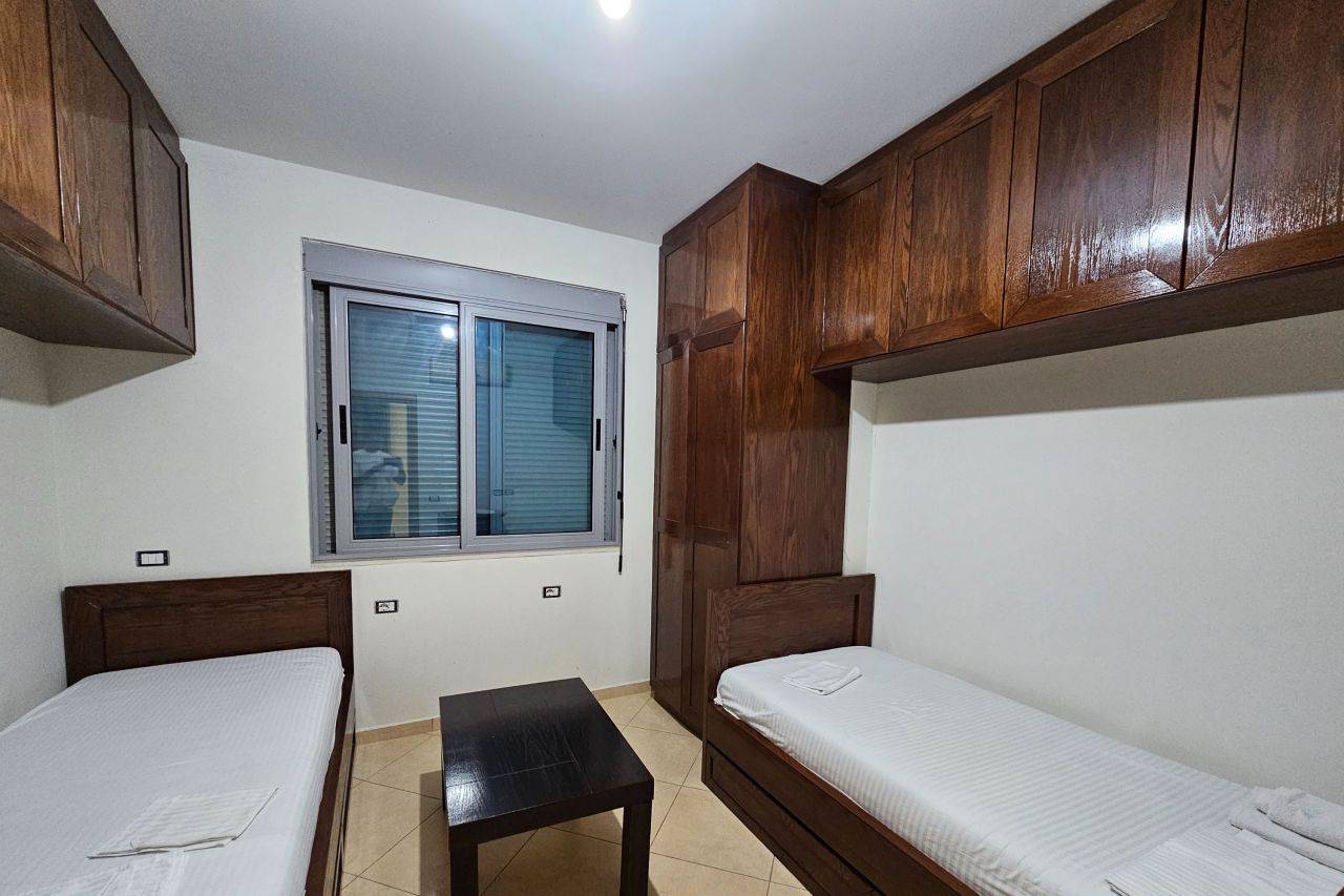 Квартира для отдыха в аренду во Влёре, Албания, с балконом и прекрасным видом на море