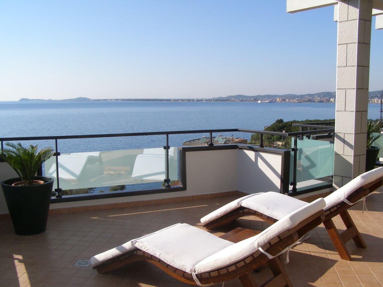 Luxury Apartment for Rent in Vlora city. Albania Holiday Apartment for Rent 