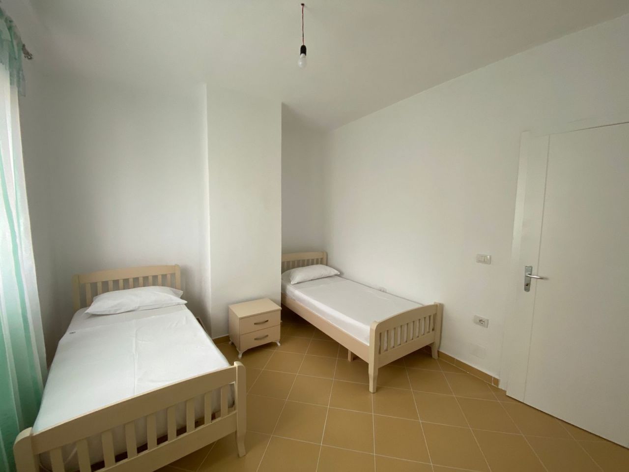 Квартира с двумя спальнями в аренду во Влёре