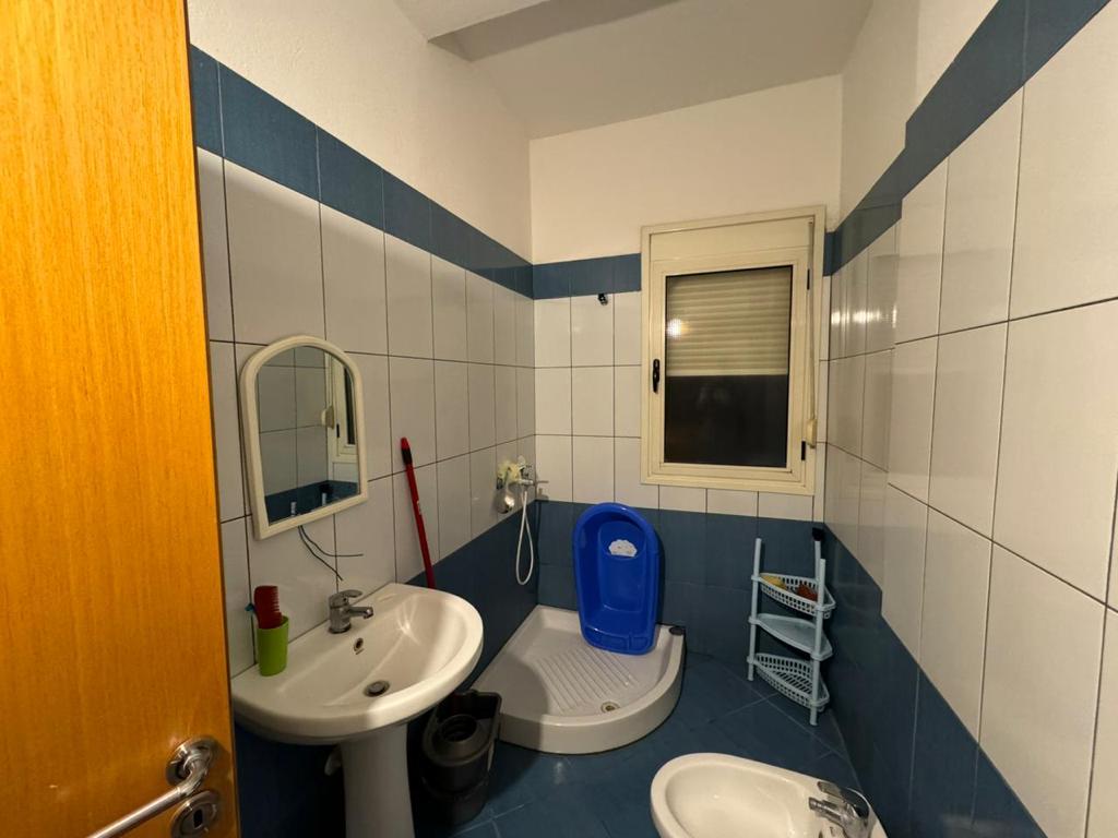 Zwei-Zimmer-Wohnung zur Miete in Vlora