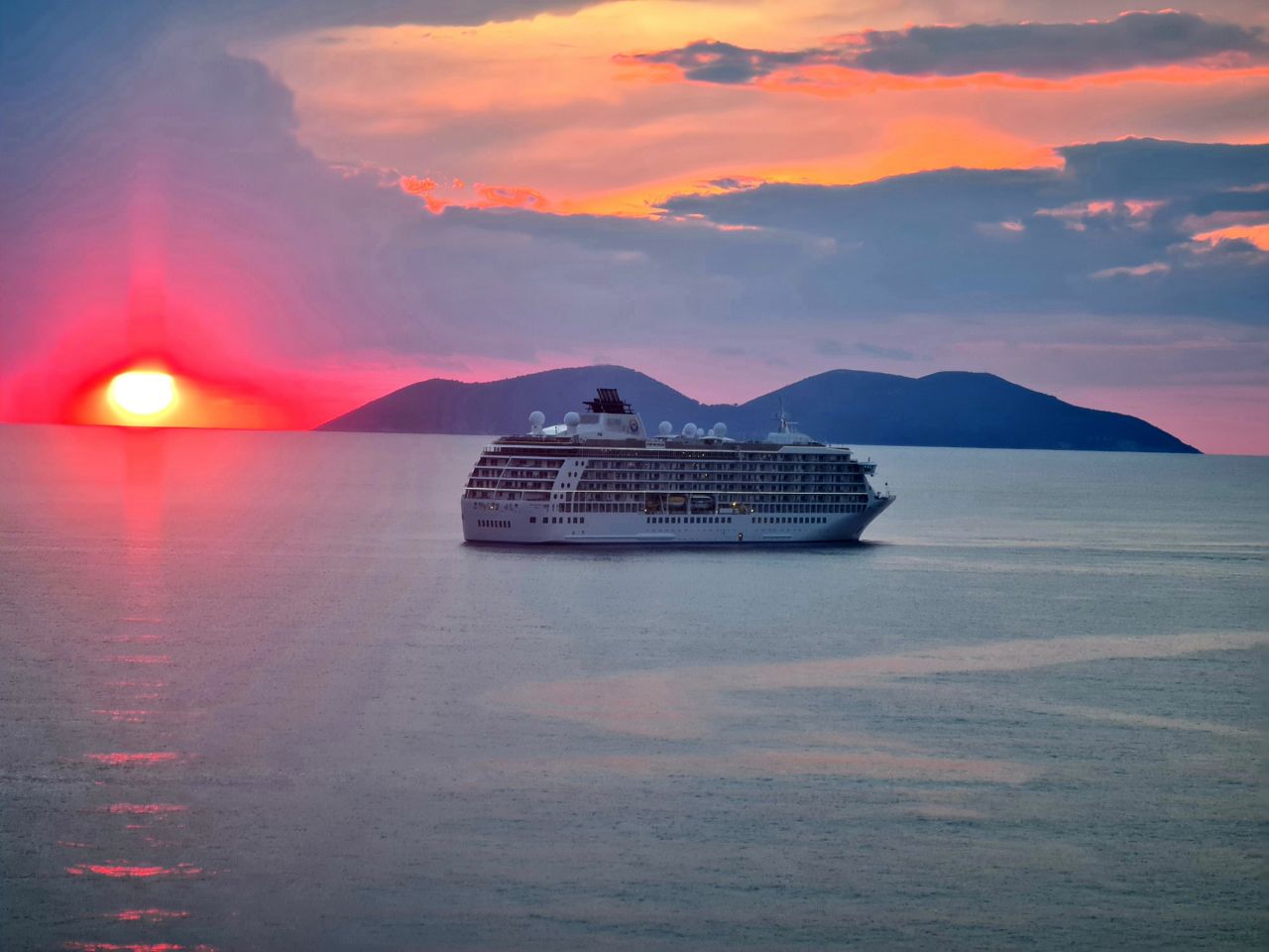 Beachfront Apartment For Rent In Vlora Albania