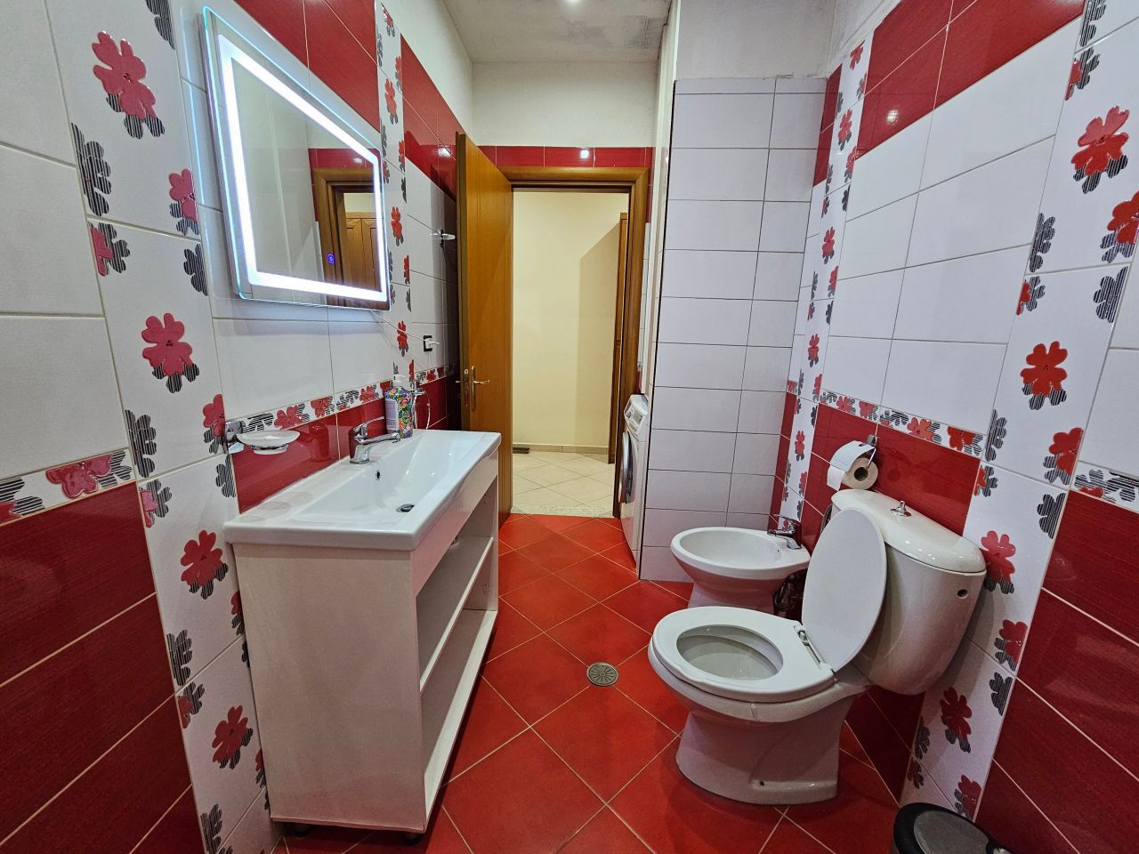 5 Rruga Çameria, Vlore 9401