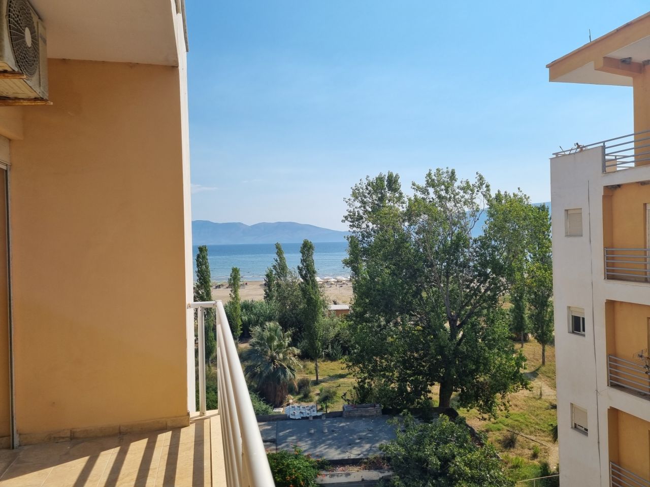Mieszkanie przy plaży na sprzedaż w Vlore Albania