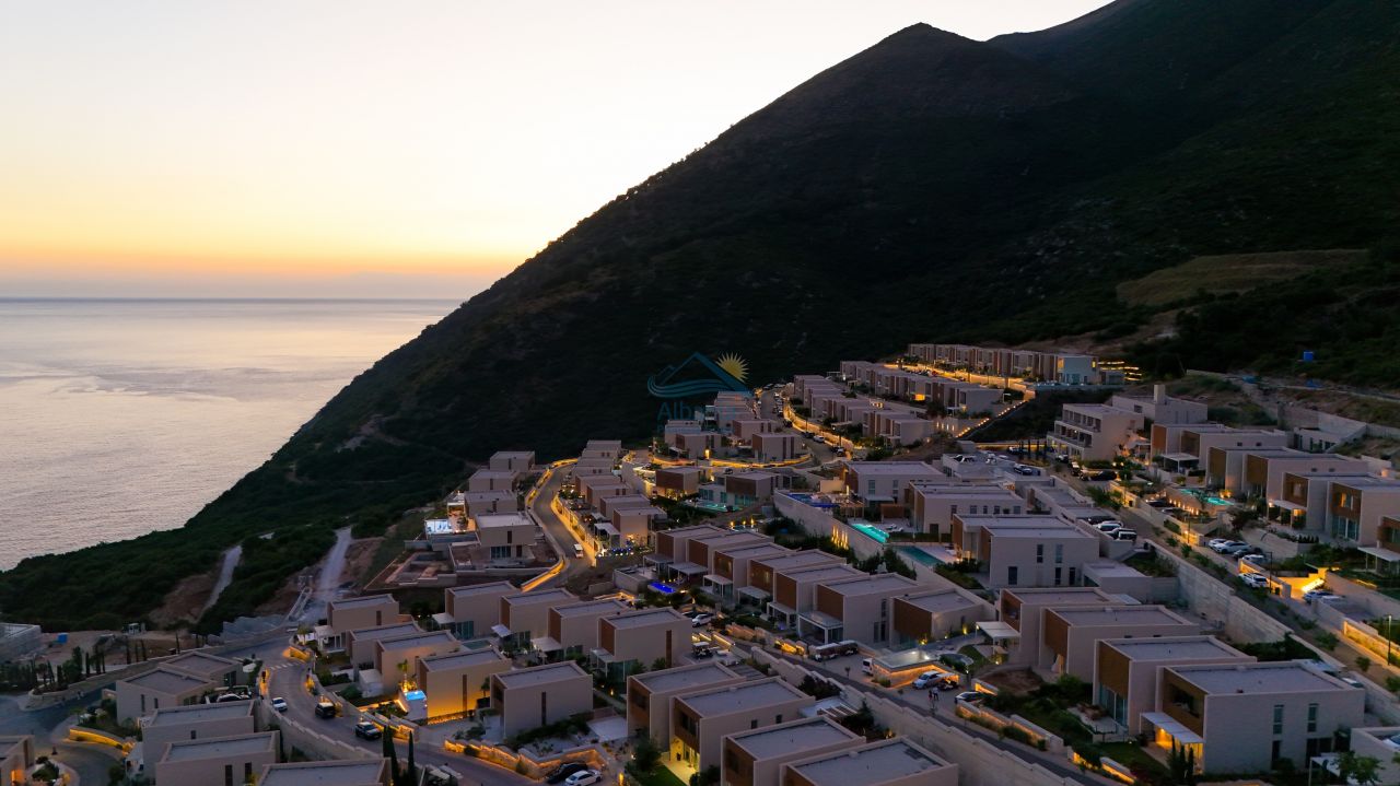 17 Green Coast Resort, Dhermi 9425